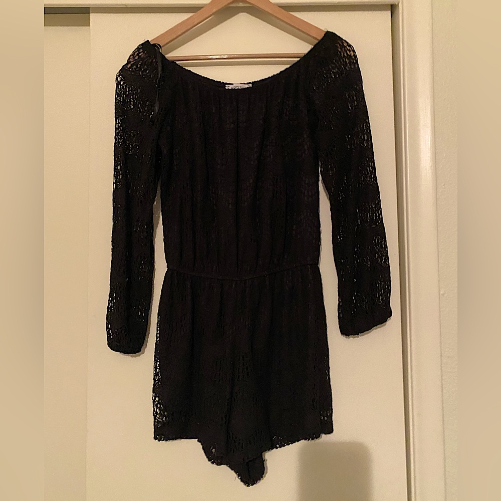 Black lace long sleeve romper